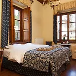 Hotel Chatzigaki Manor