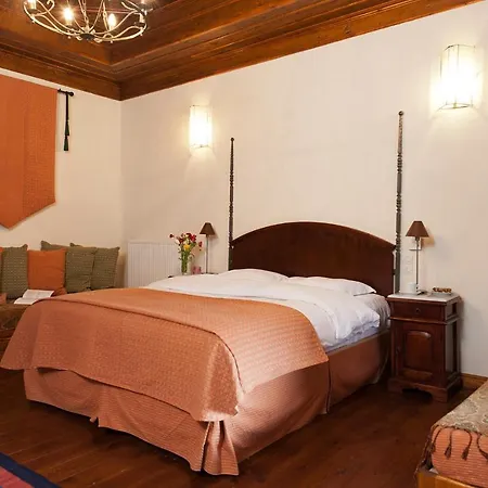 Chatzigaki Manor Hotel